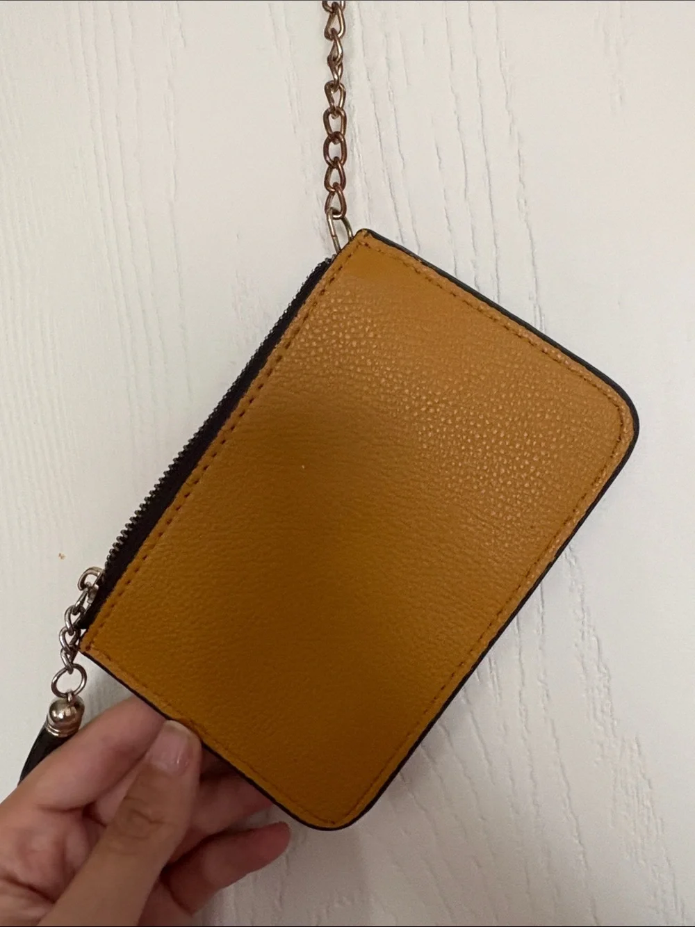 Mustard Yellow Bee Accent Zip Card Holder